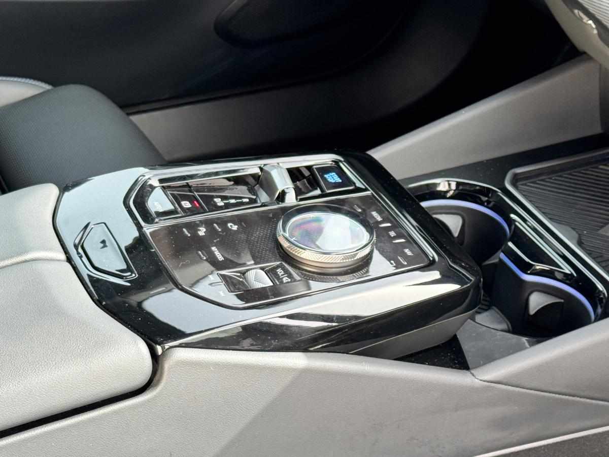 bmw-serie-5-i5-edrive40-2025-eletrico