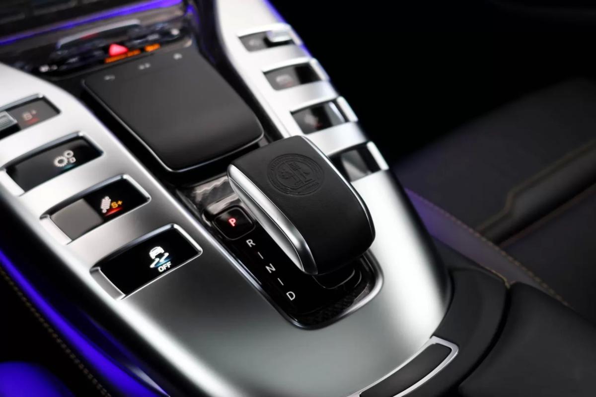 mercedes-benz-amg-gt-2022-hibrido-a-gasolina-3982cc
