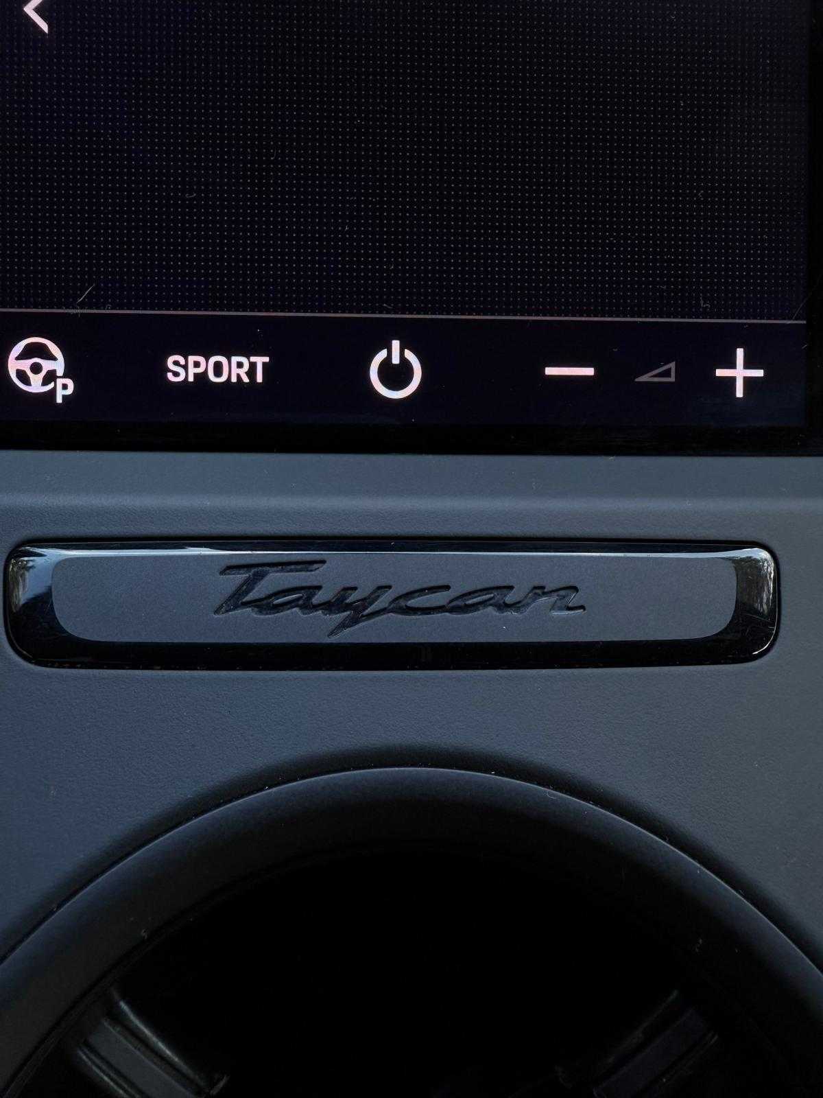 porsche-taycan-2020-eletrico-0cc