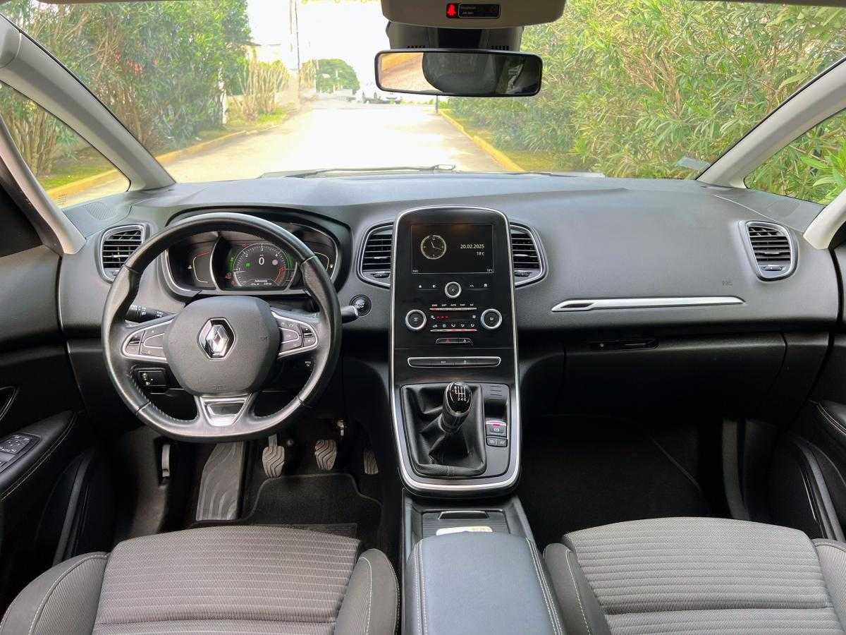 renault-grand-scenic-2017-diesel-1461cc