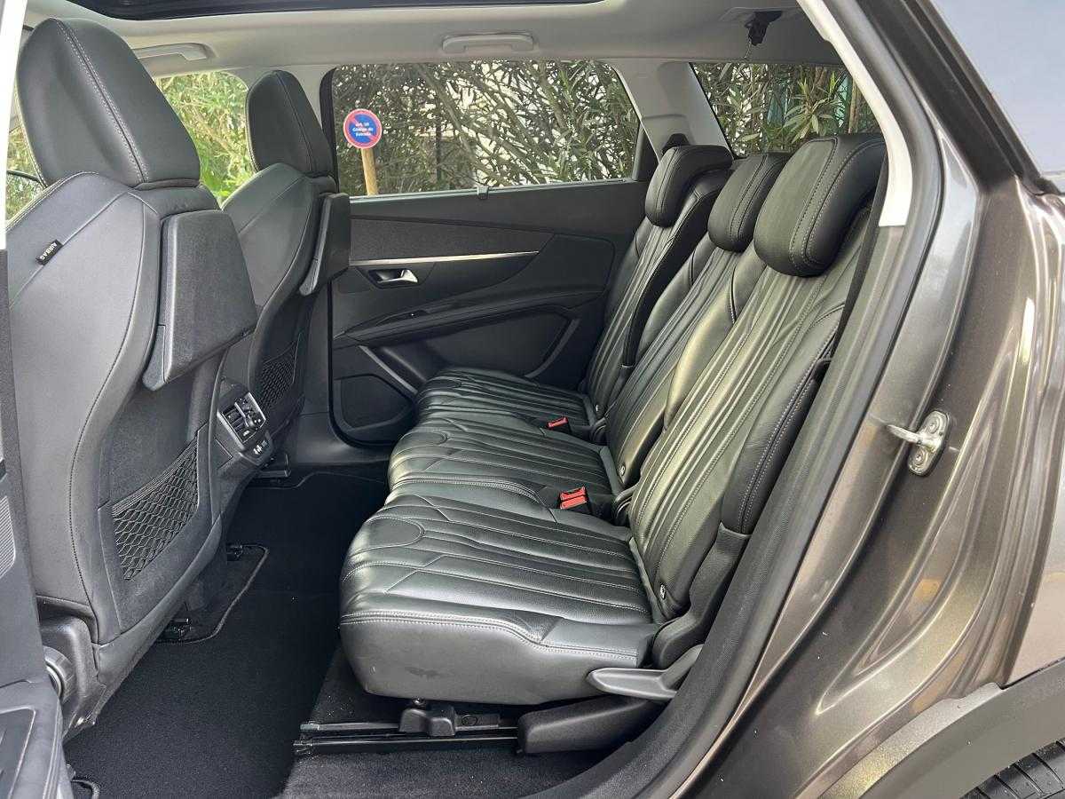 peugeot-5008-2019-diesel-1499cc