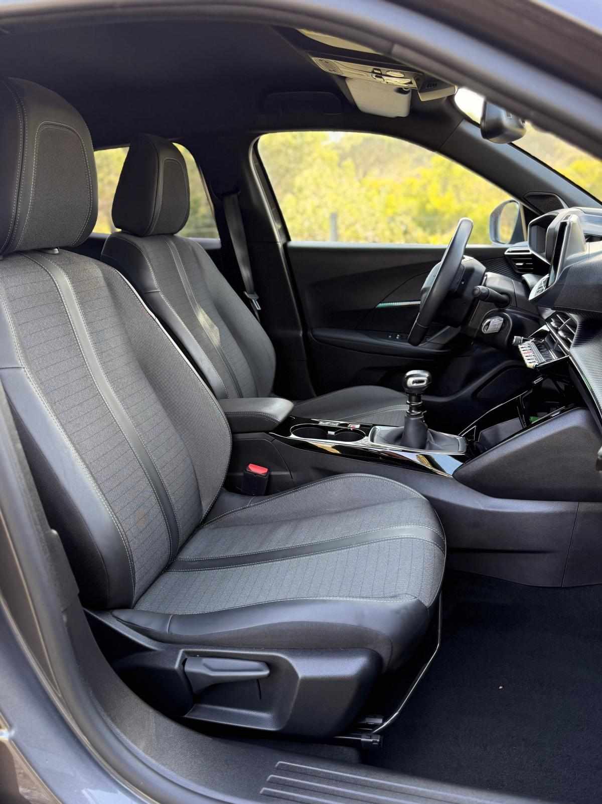 peugeot-2008-2022-gasolina-1200cc