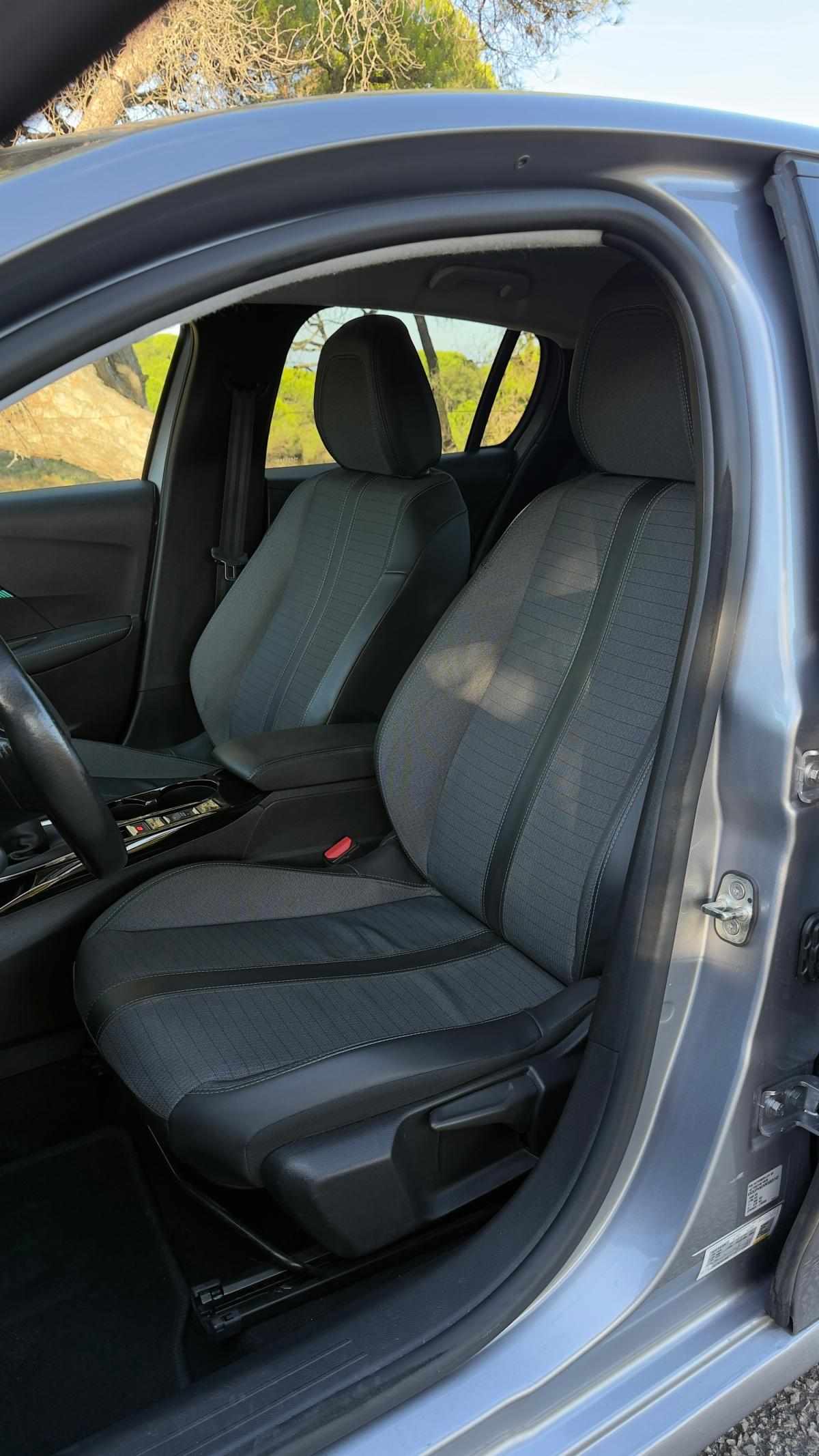 peugeot-208-2021-gasolina-1199cc