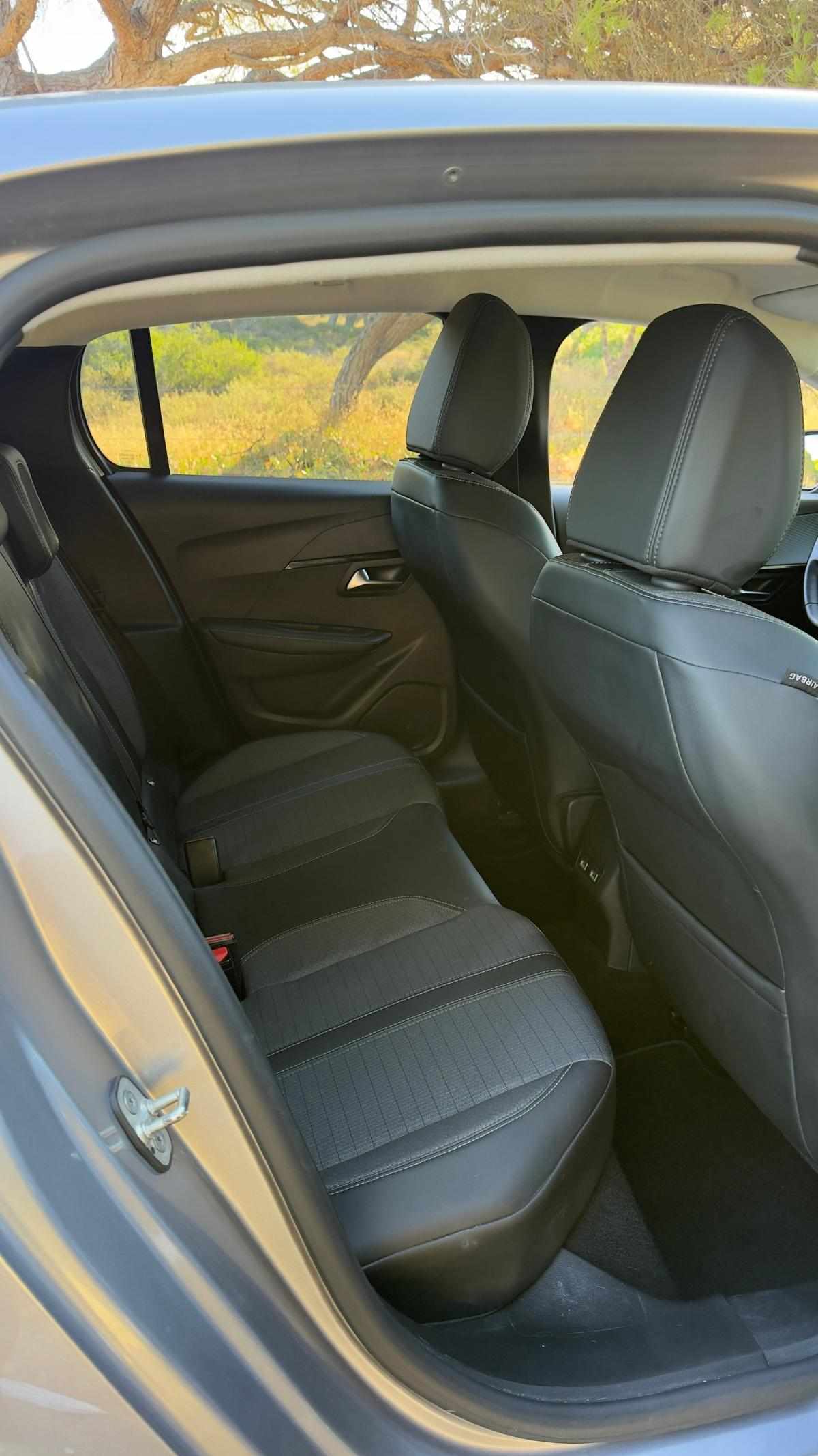 peugeot-208-2021-gasolina-1199cc