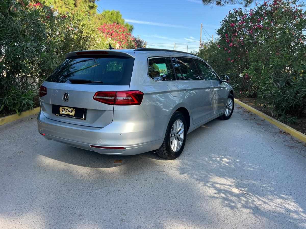 volkswagen-passat-variant-2019-diesel-1598cc