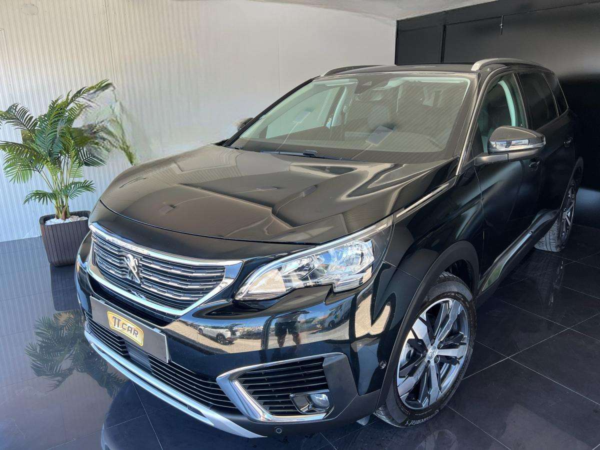 peugeot-5008-2020-diesel-1499cc