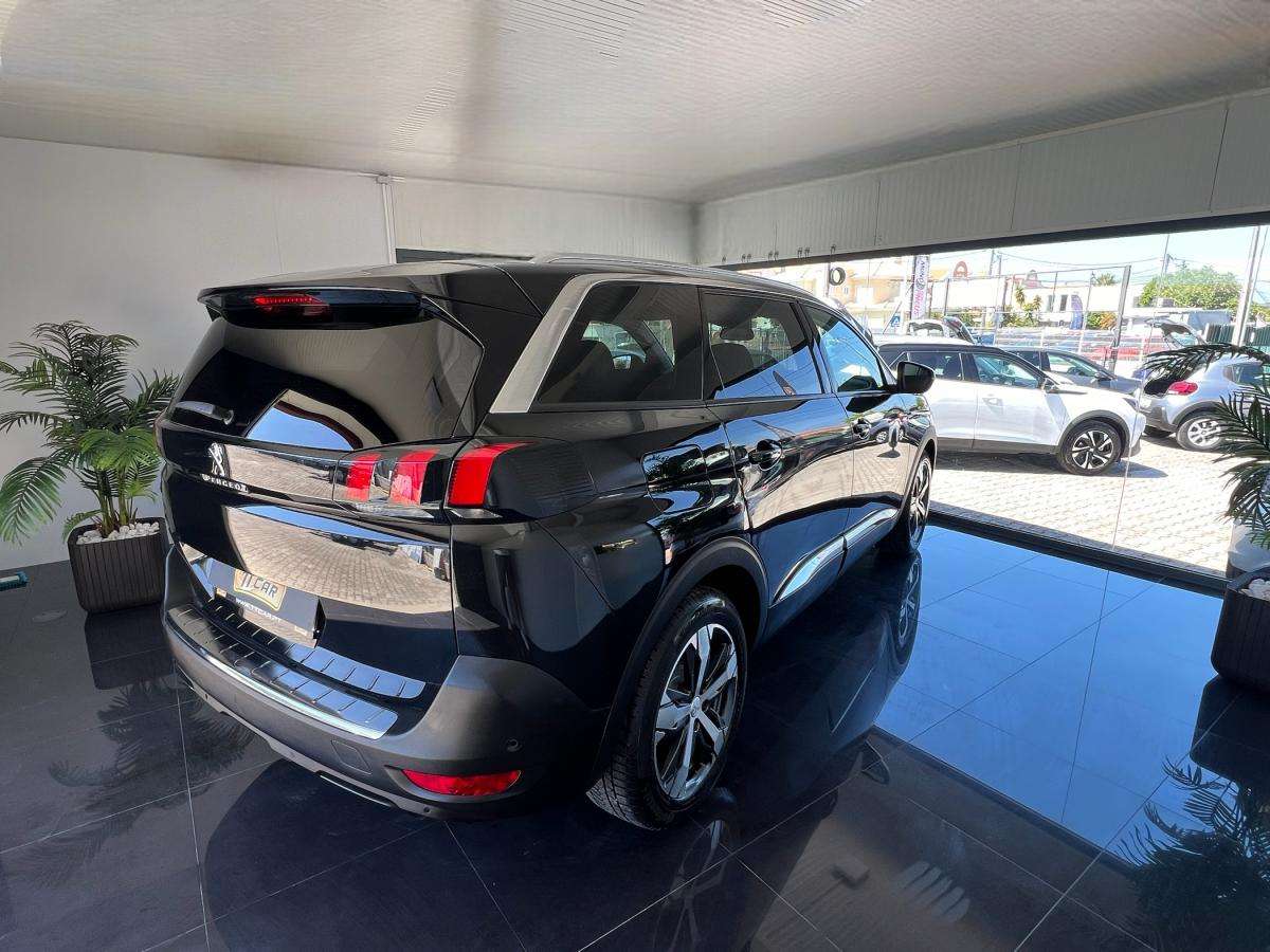 peugeot-5008-2020-diesel-1499cc