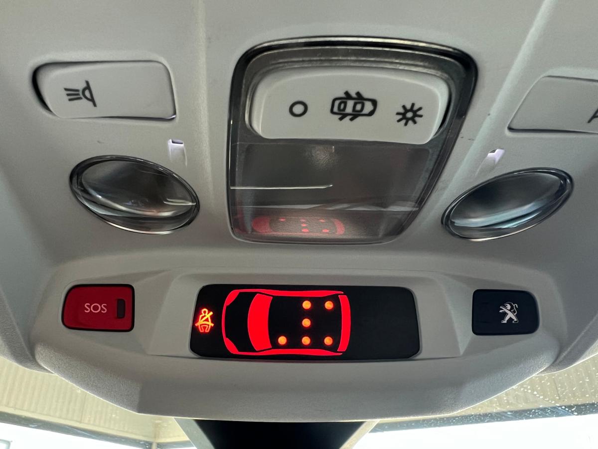 peugeot-5008-2020-diesel-1499cc