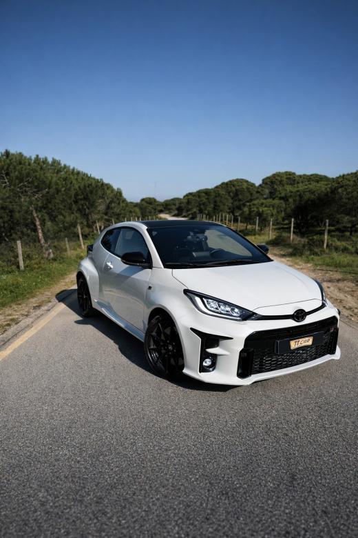 toyota-yaris-2023-gasolina-1618cc