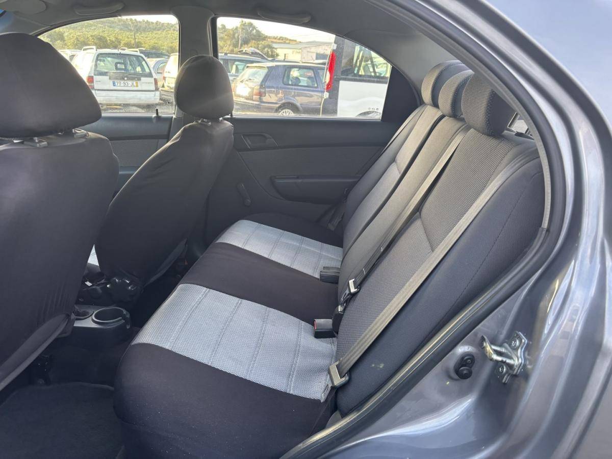 chevrolet-aveo-2010-gasolina-1206cc