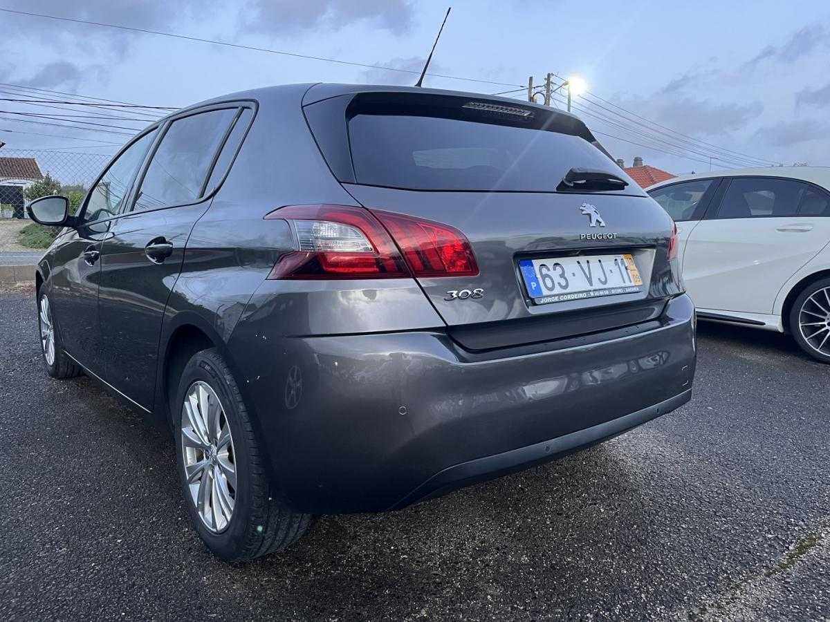 peugeot-308-2018-diesel-1499cc