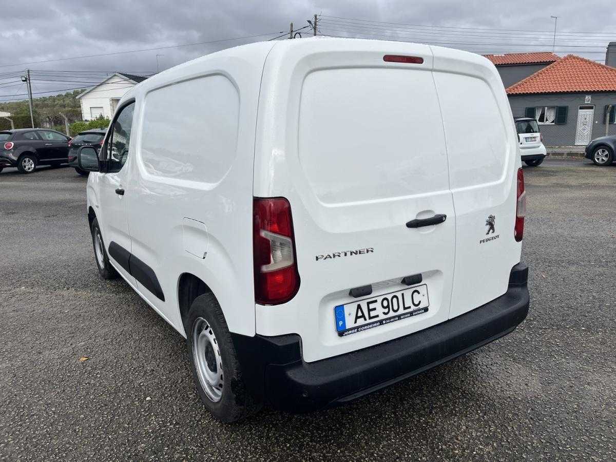 peugeot-partner-2020-diesel-1500cc