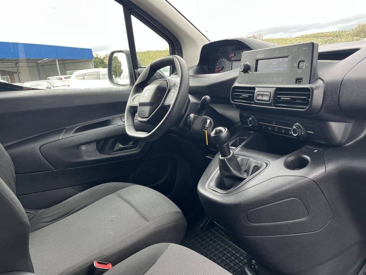 peugeot-partner-2020-diesel-1500cc