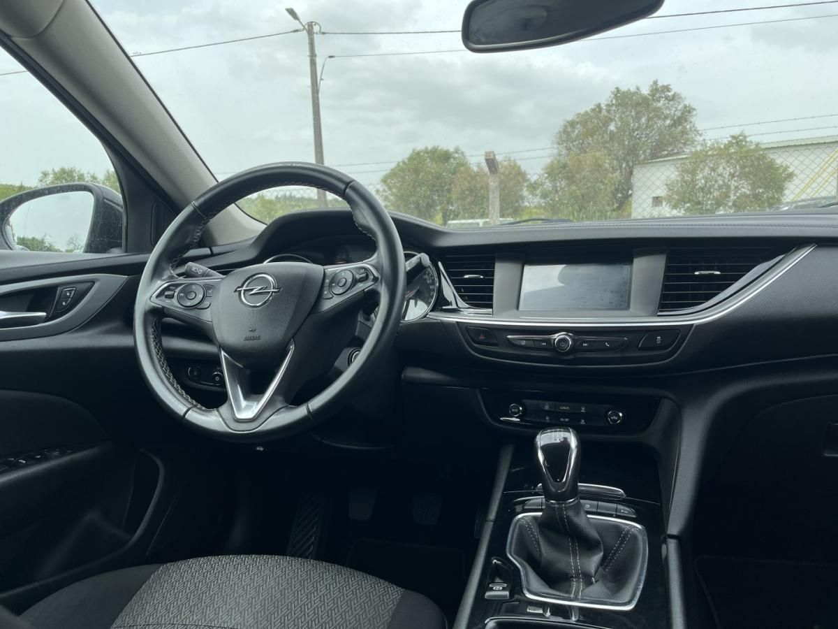 opel-insignia-sports-tourer-2020-diesel-1598cc