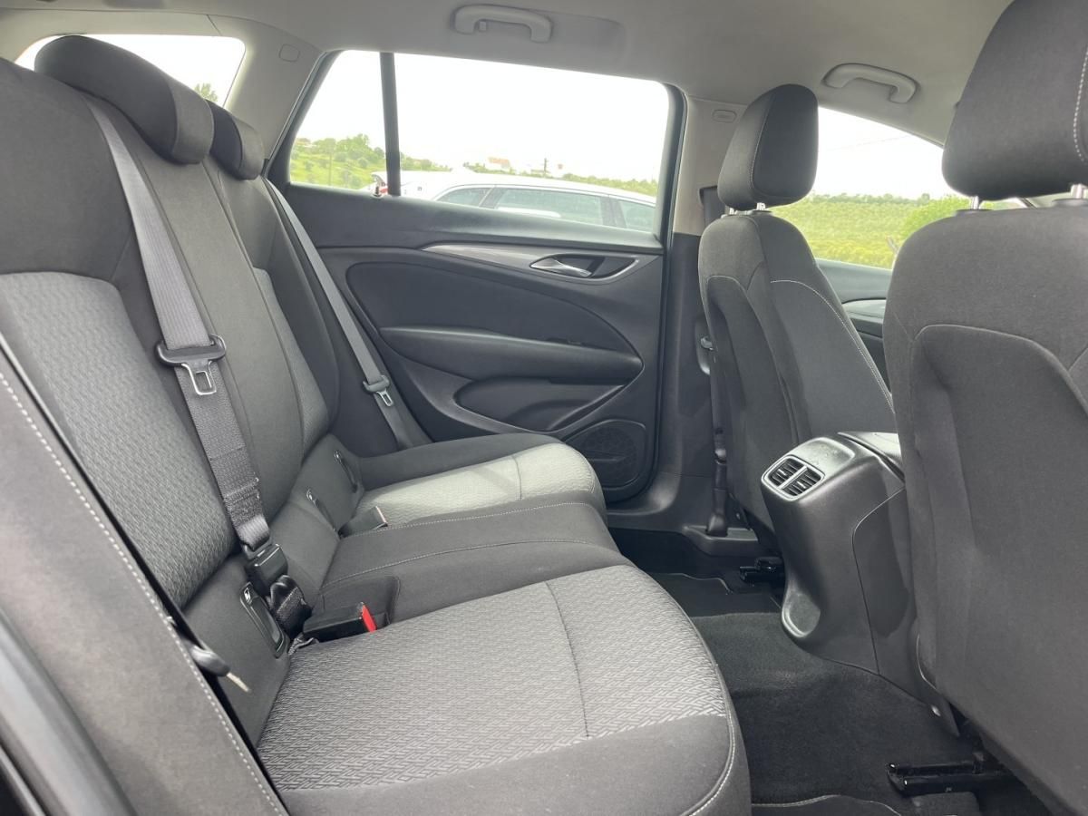 opel-insignia-sports-tourer-2020-diesel-1598cc