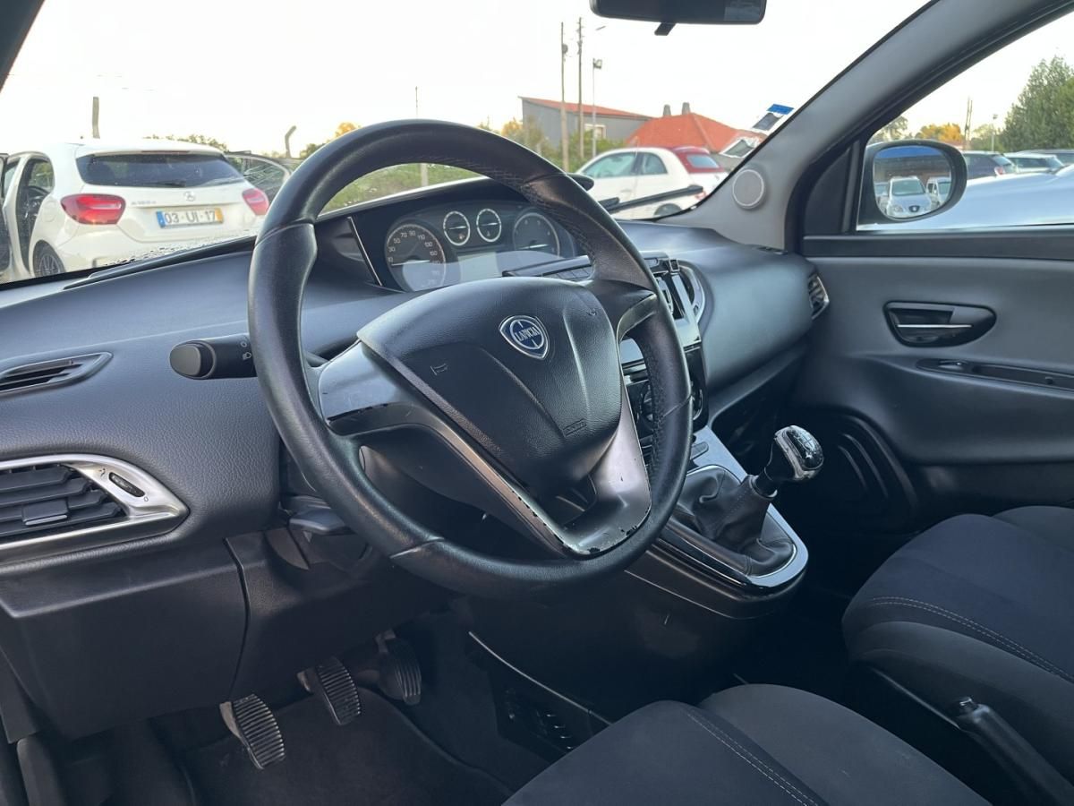 lancia-ypsilon-2012-diesel-1248cc