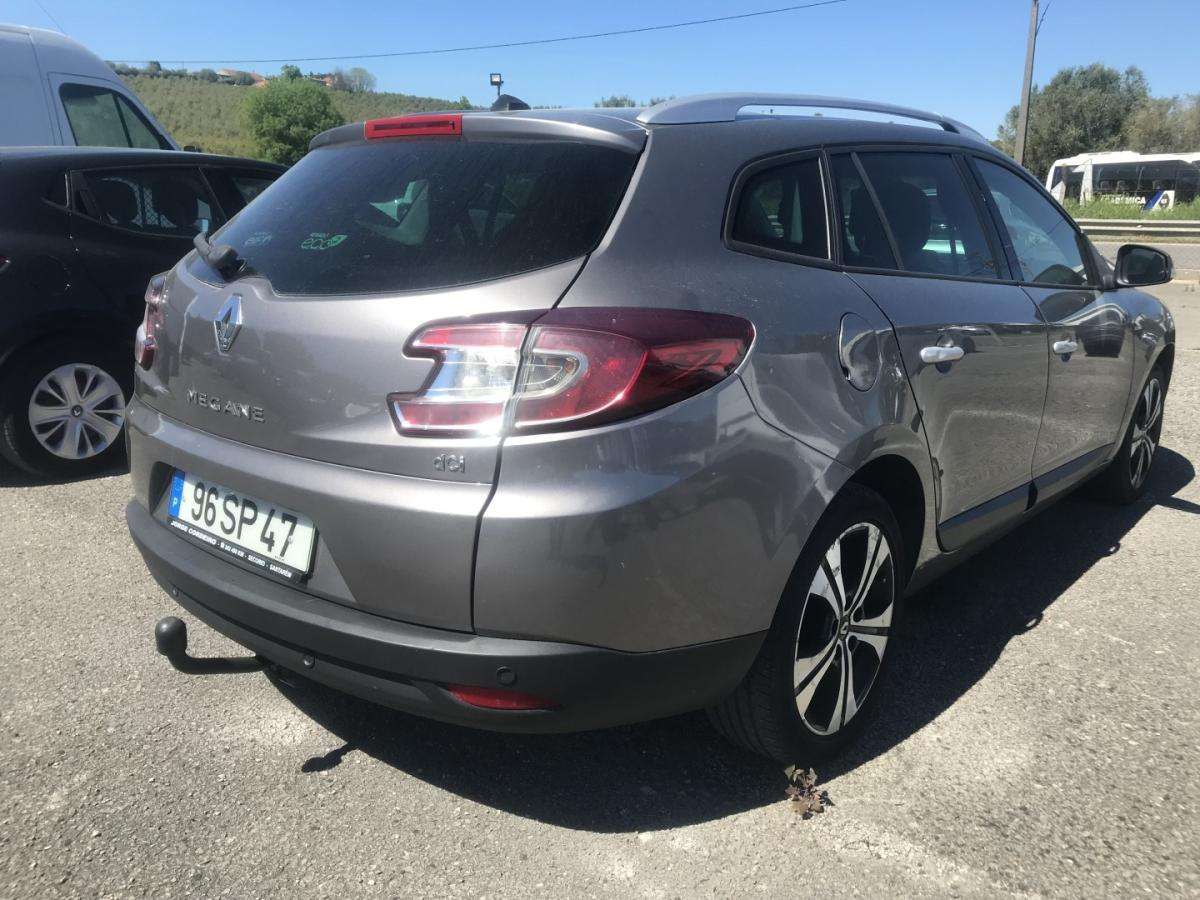 renault-megane-2011-diesel-1461cc