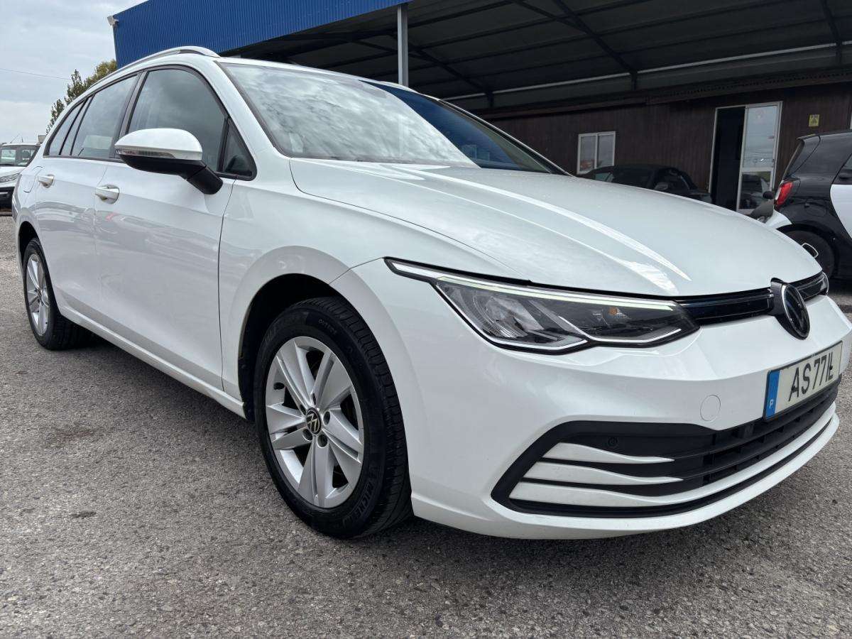 volkswagen-golf-variant-2022-diesel-1968cc
