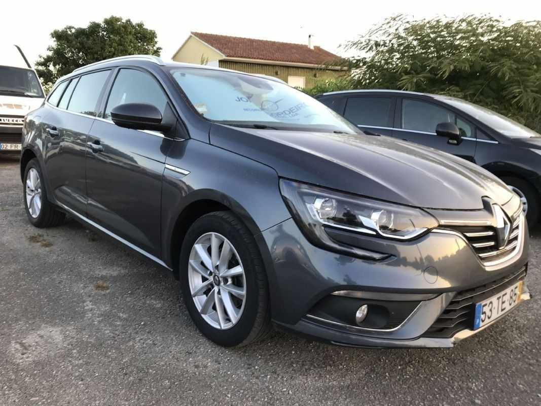 renault-megane-sport-tourer-2017-diesel-1461cc