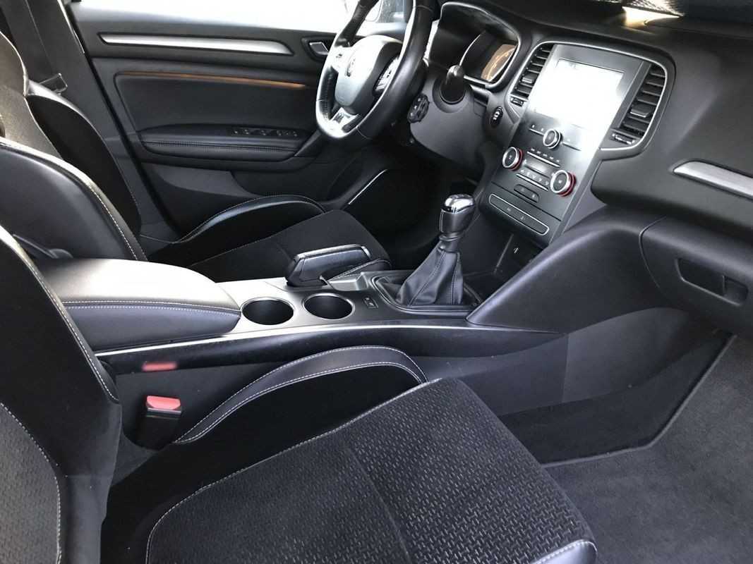renault-megane-sport-tourer-2017-diesel-1461cc