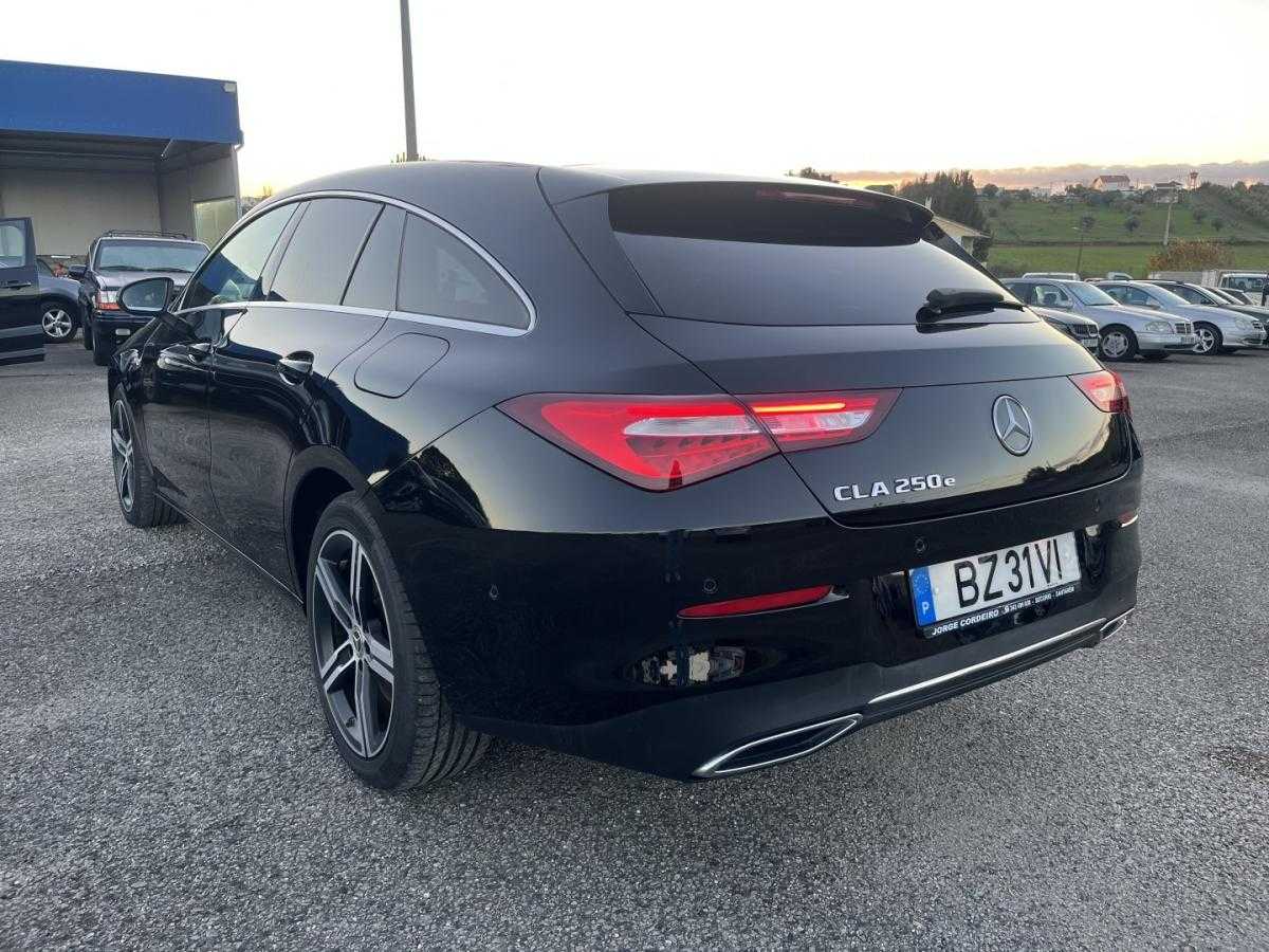 mercedes-benz-cla-2021-hibrido-1332cc