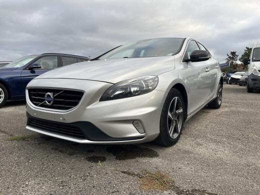 volvo-v40-2015-diesel-1969cc