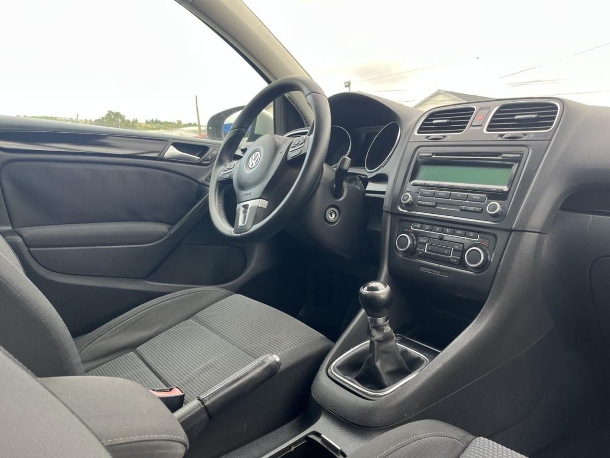 volkswagen-golf-2009-diesel-1968cc