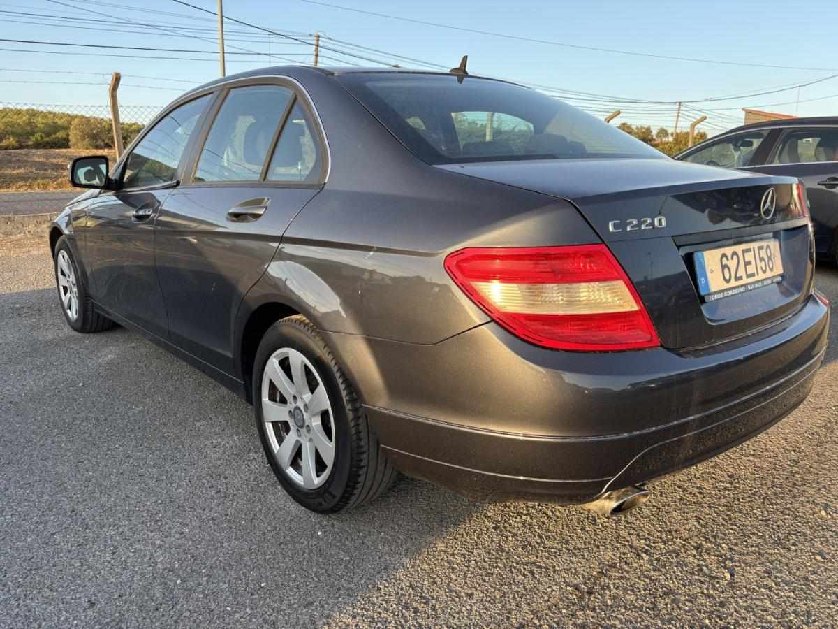 mercedes-benz-classe-c-2007-diesel-2143cc