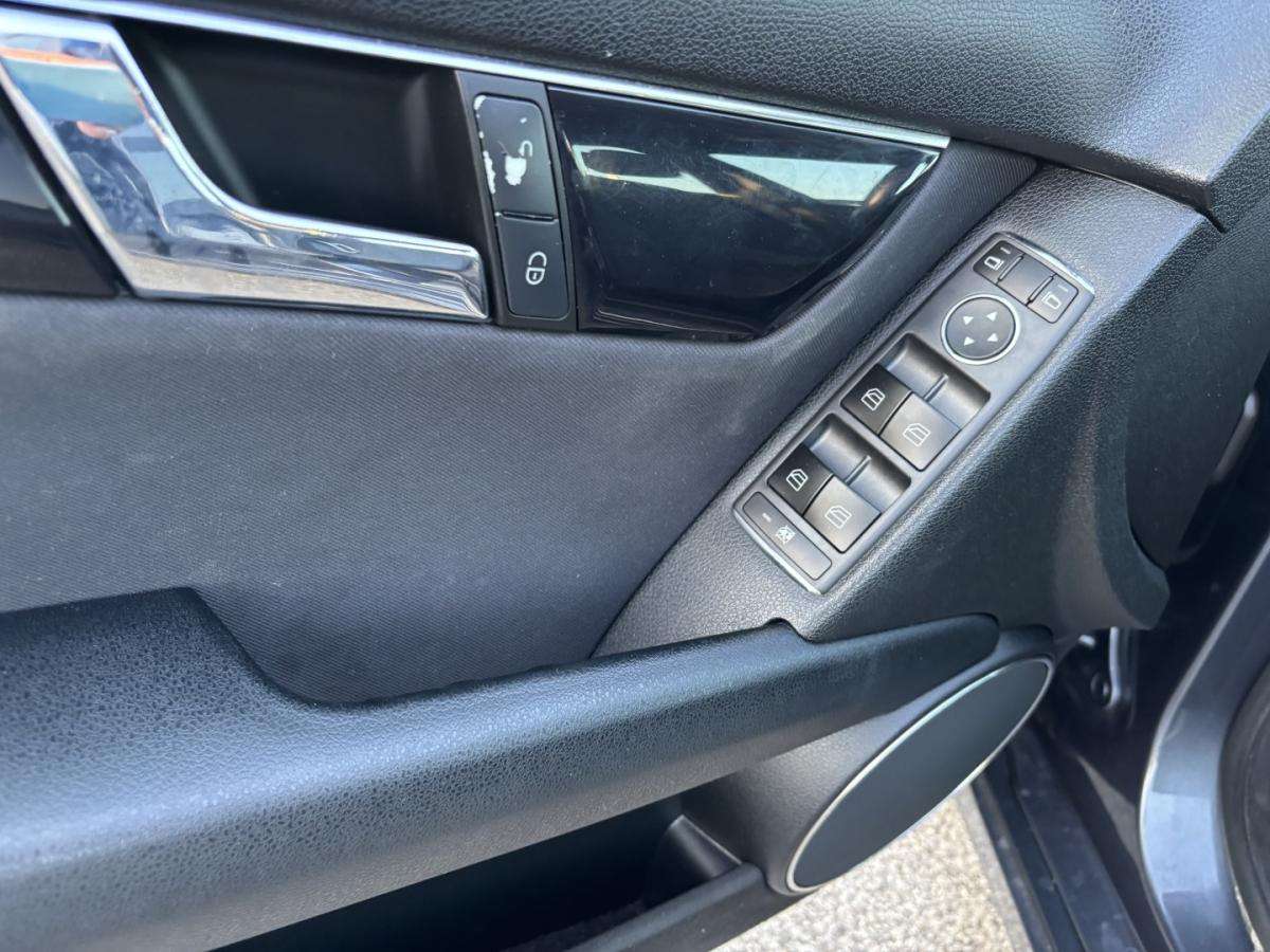 mercedes-benz-classe-c-2007-diesel-2143cc