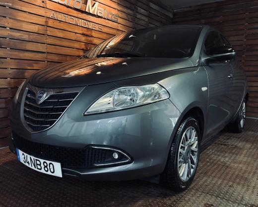 lancia-ypsilon-2013-gasolina-1242cc