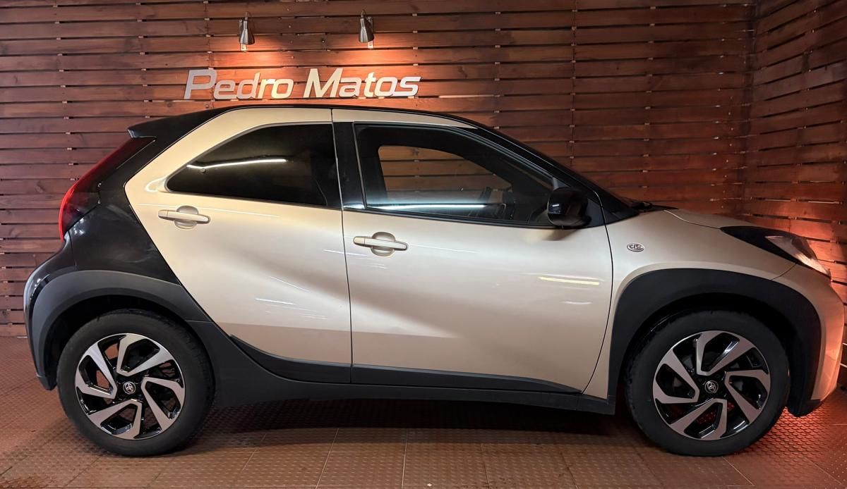 toyota-aygo-x-2023-gasolina-998cc