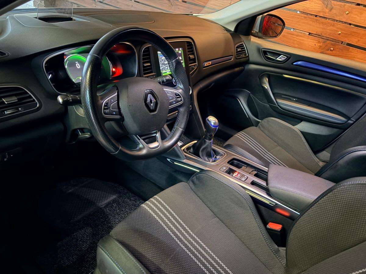 renault-megane-sport-tourer-2017-gasolina-1197cc