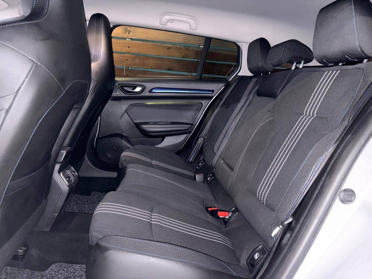 renault-megane-sport-tourer-2017-gasolina-1197cc