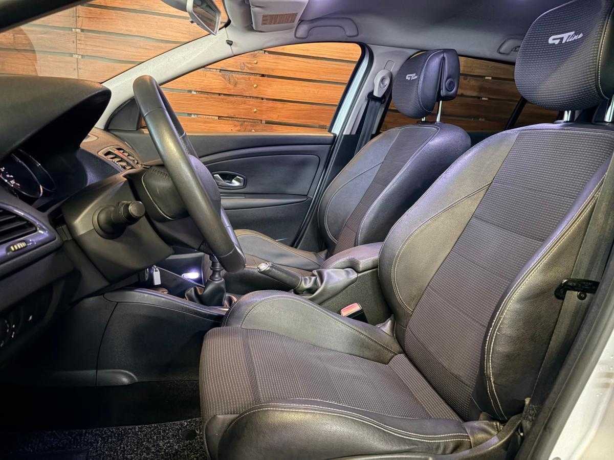 renault-megane-sport-tourer-2011-diesel-1461cc