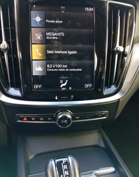 volvo-v60-2019-diesel-1969cc