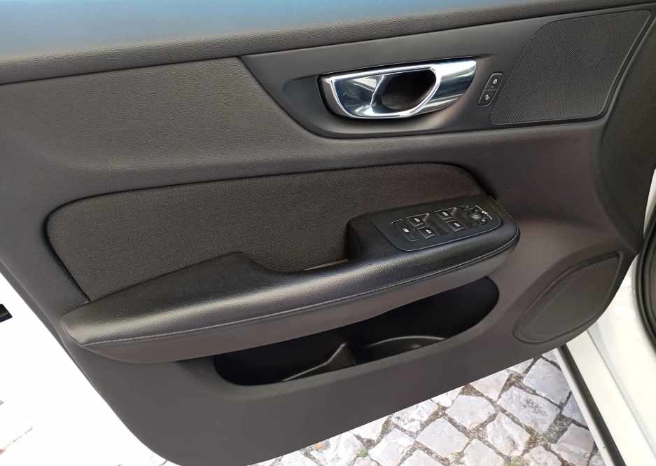 volvo-v60-2019-diesel-1969cc