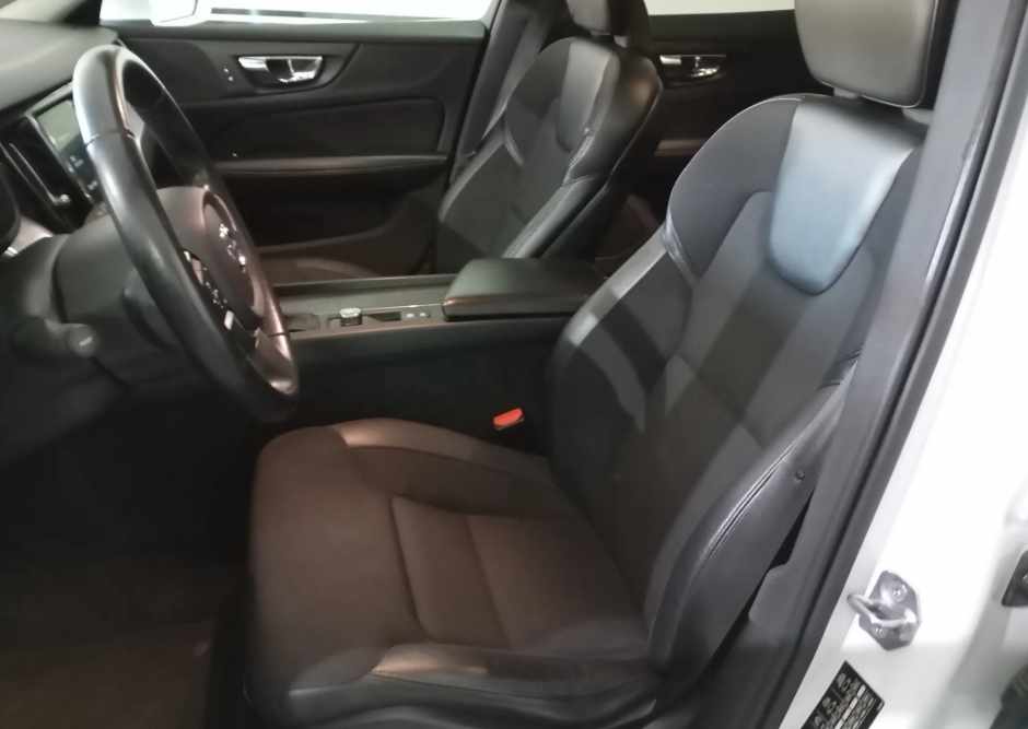 volvo-v60-2019-diesel-1969cc