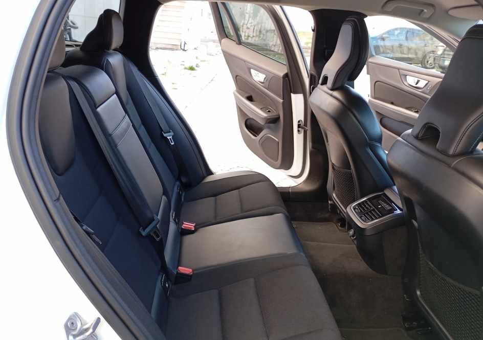 volvo-v60-2019-diesel-1969cc