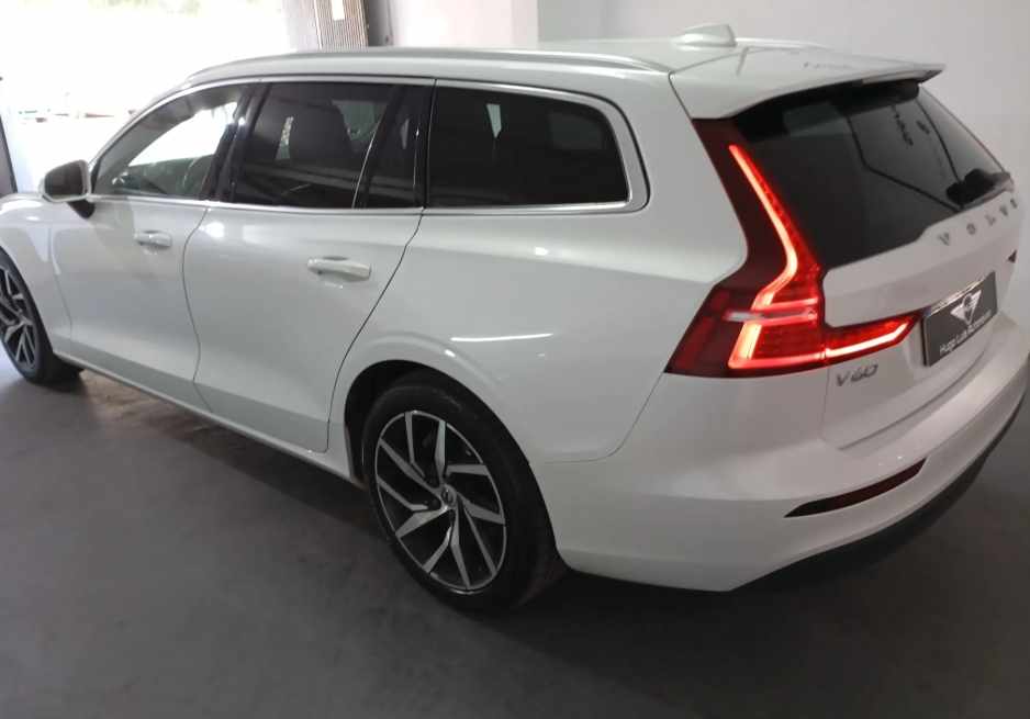 volvo-v60-2019-diesel-1969cc