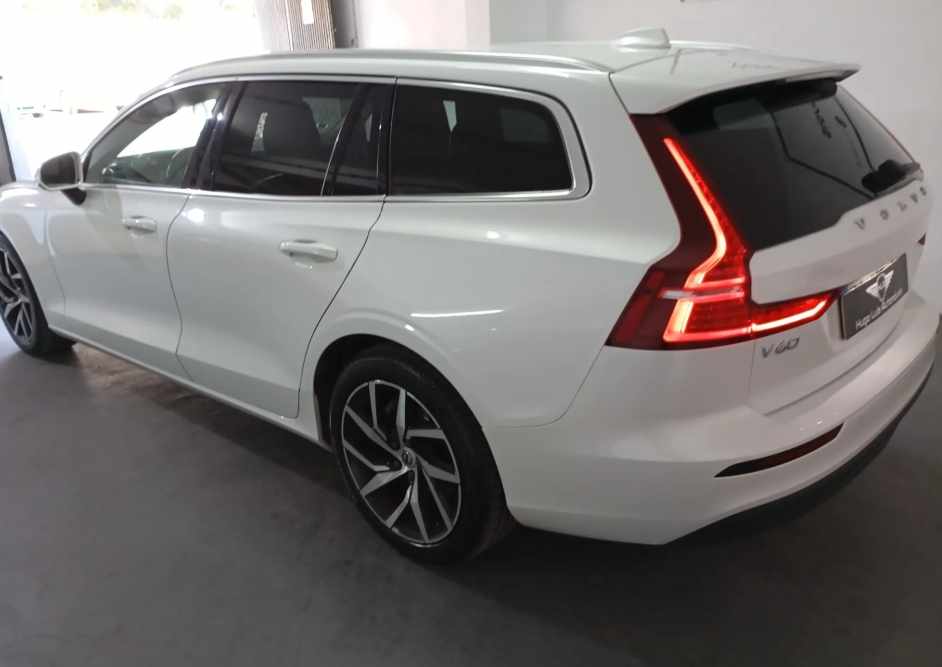 volvo-v60-2019-diesel-1969cc