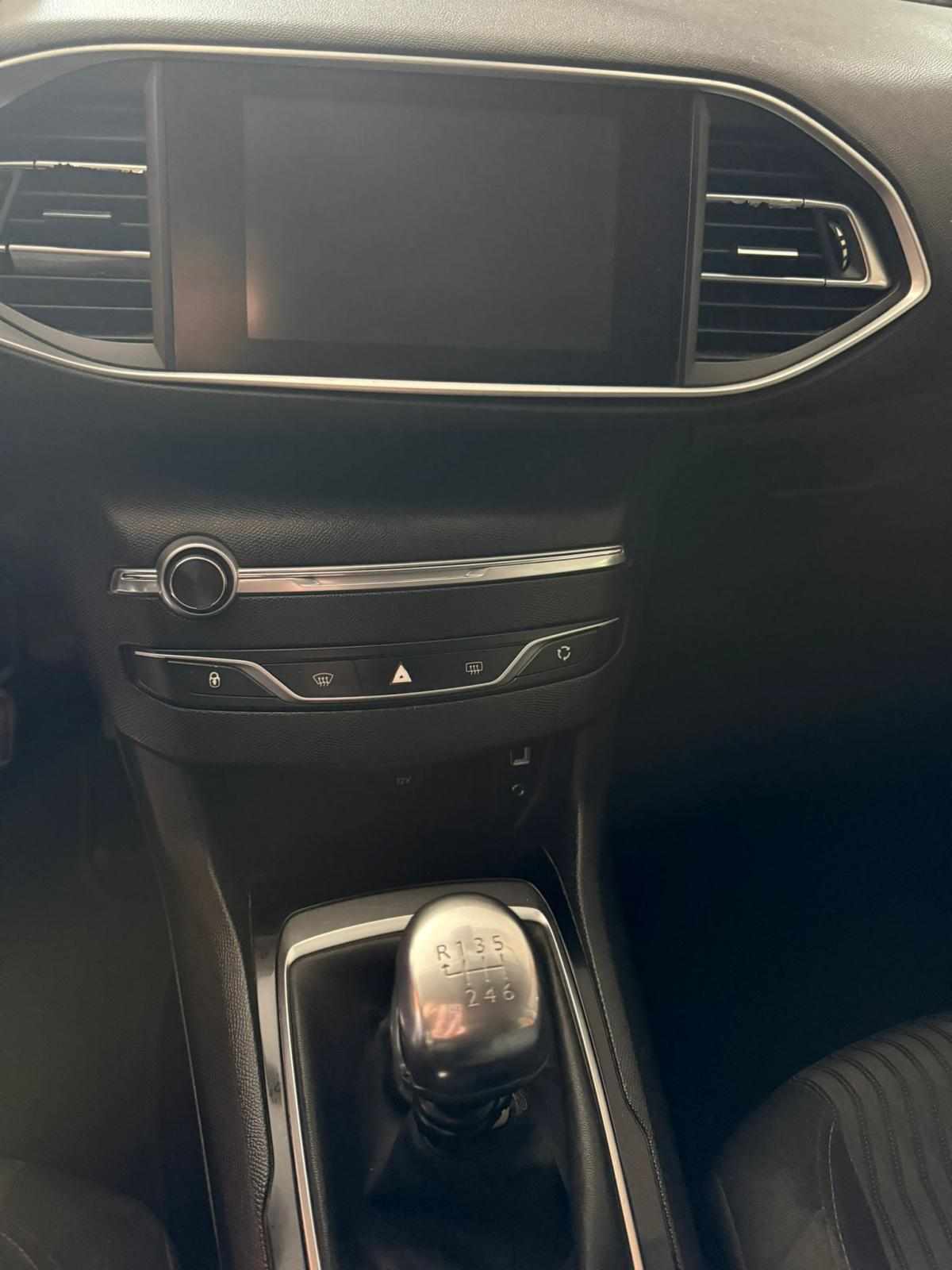 peugeot-308-1-6-bluehdi-fap-2015-diesel-1560cc