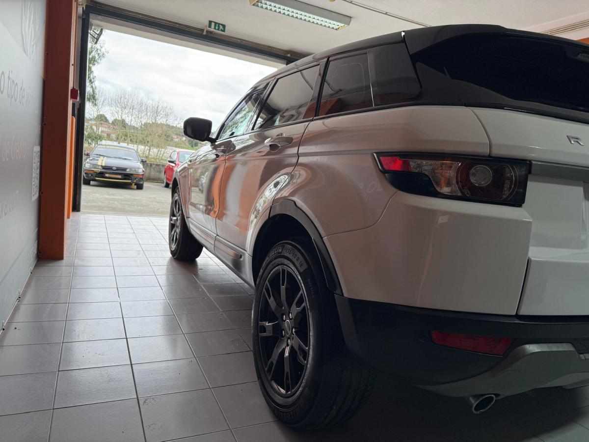 land-rover-range-rover-evoque-2-2-td4-awd-2012-diesel-2179cc