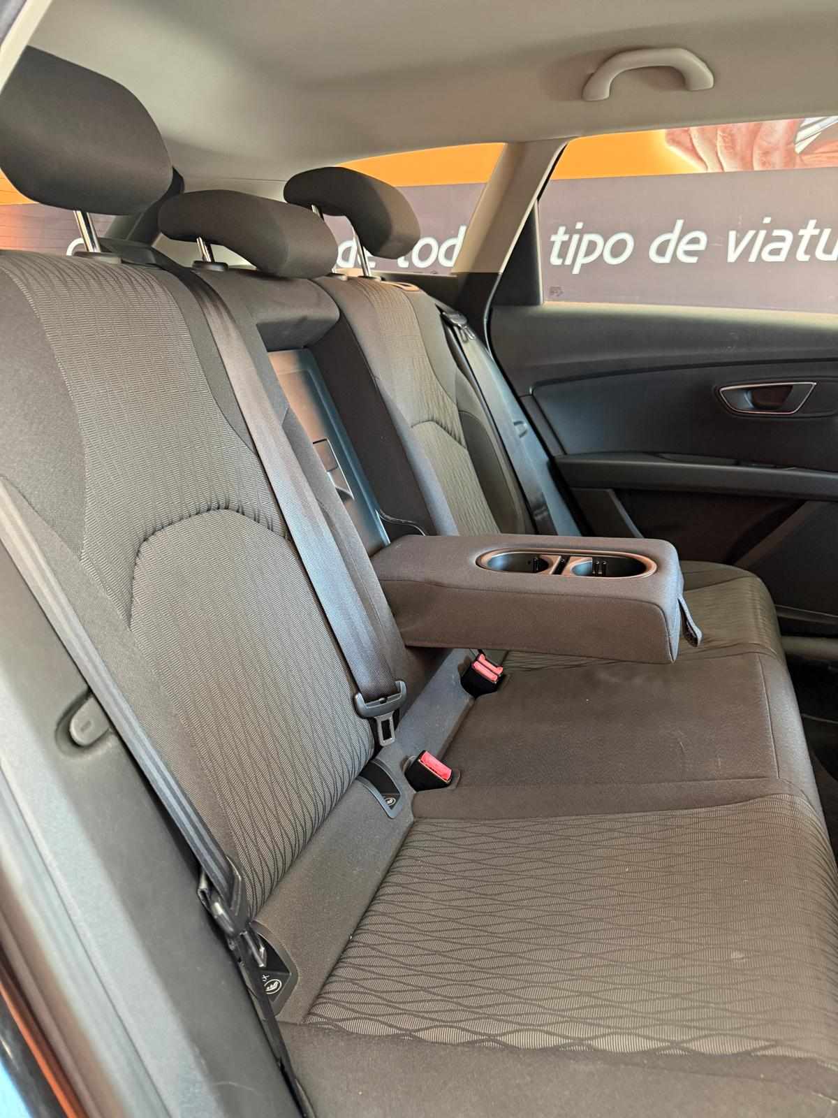 seat-leon-1-6-tdi-ecomotive-2014-diesel-1598cc