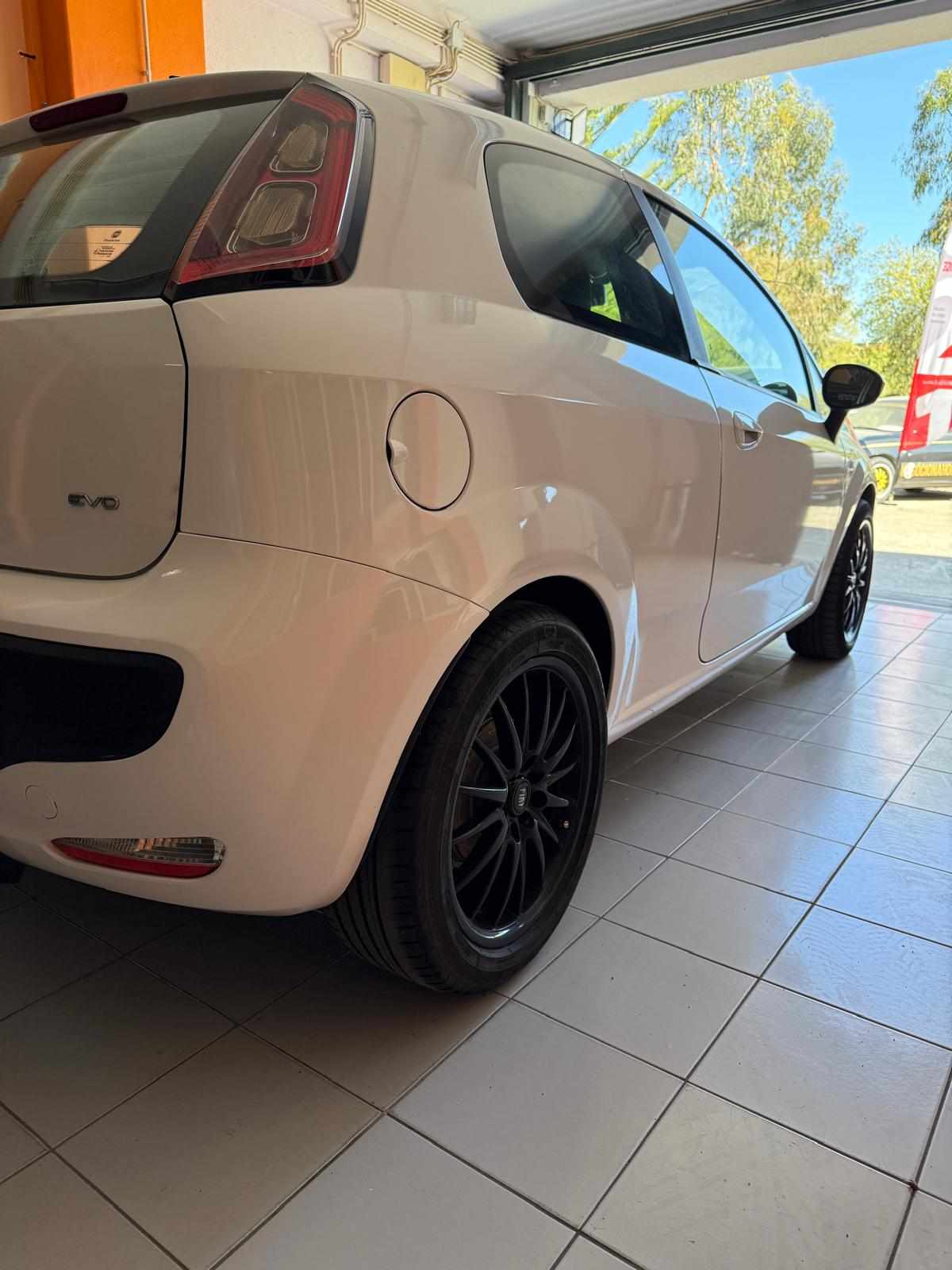 fiat-punto-1-3-multijet-2011-diesel-1248cc