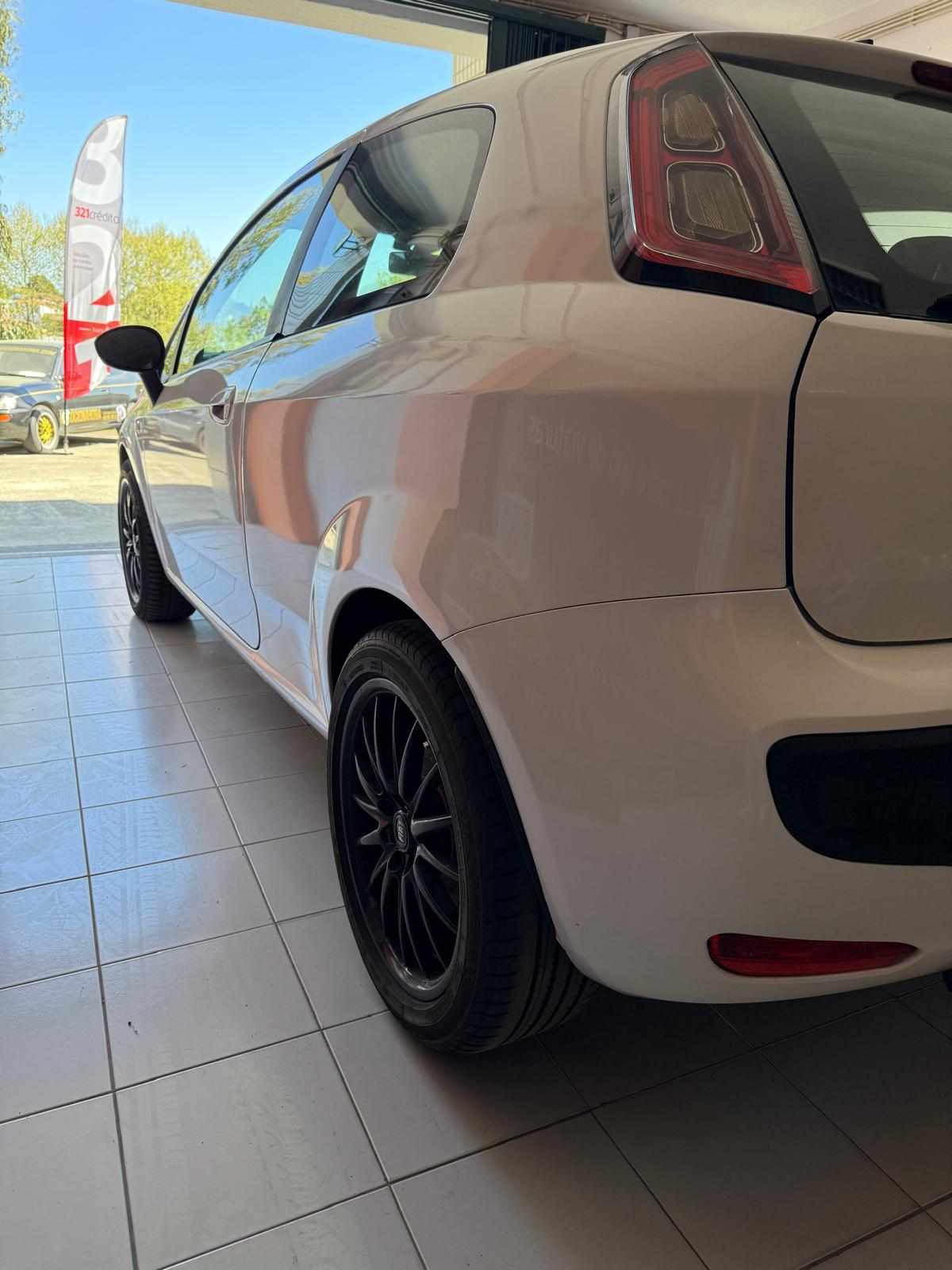 fiat-punto-1-3-multijet-2011-diesel-1248cc