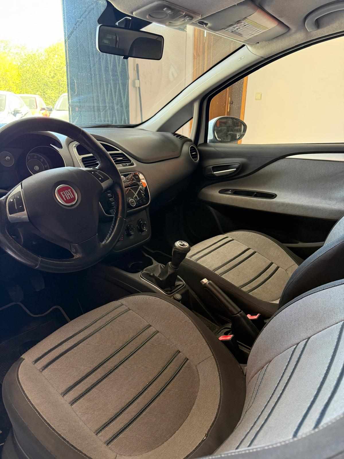 fiat-punto-1-3-multijet-2011-diesel-1248cc