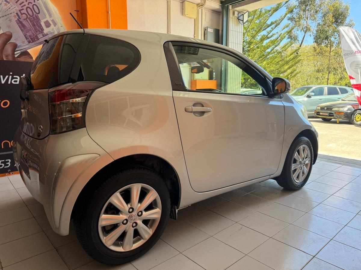 toyota-iq-1-0-vvt-i-2014-gasolina-998cc