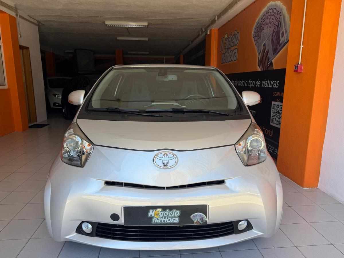 toyota-iq-1-0-vvt-i-2014-gasolina-998cc