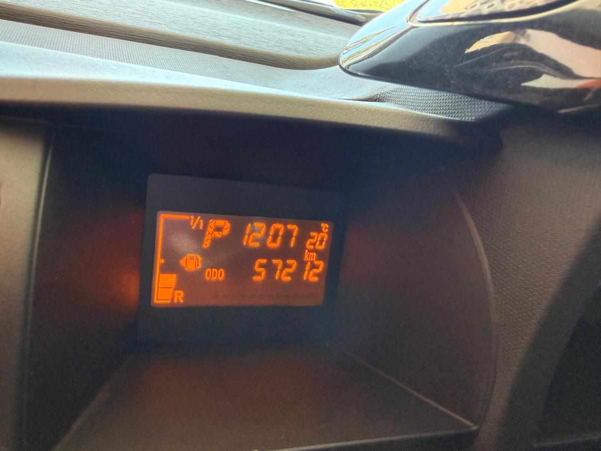 toyota-iq-1-0-vvt-i-2014-gasolina-998cc