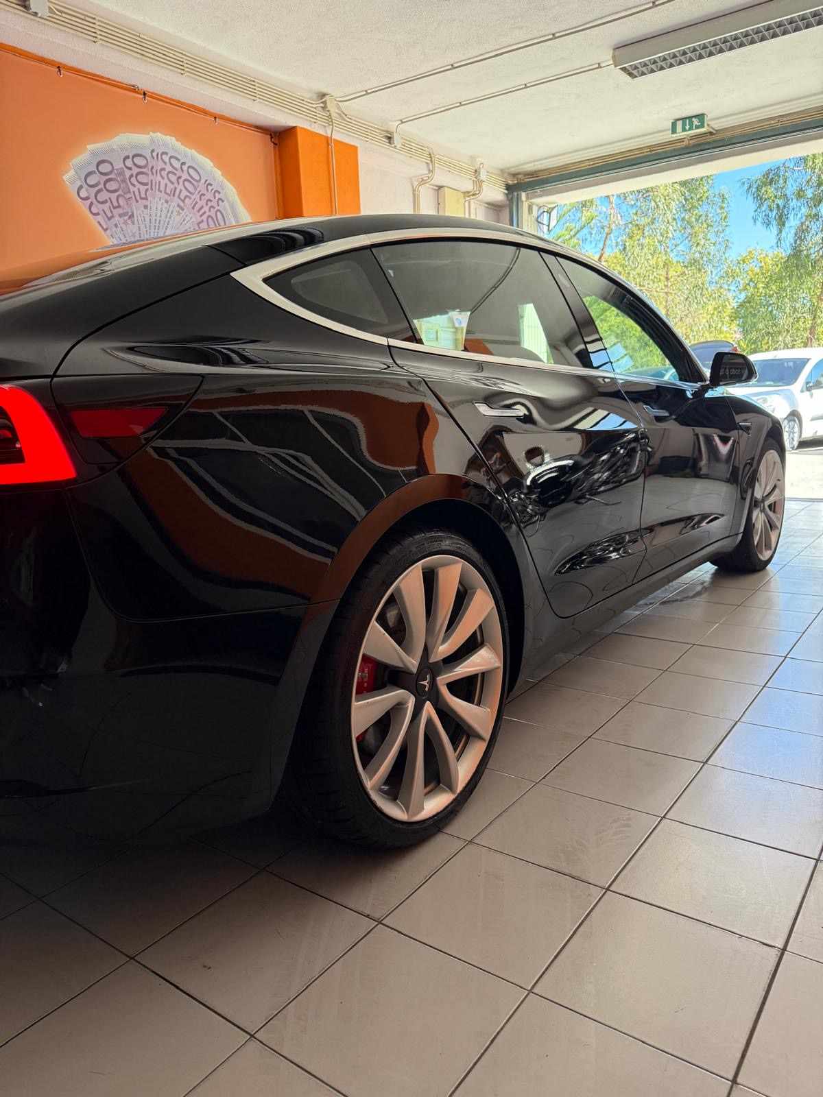 tesla-model-3-performance-2019-eletrico